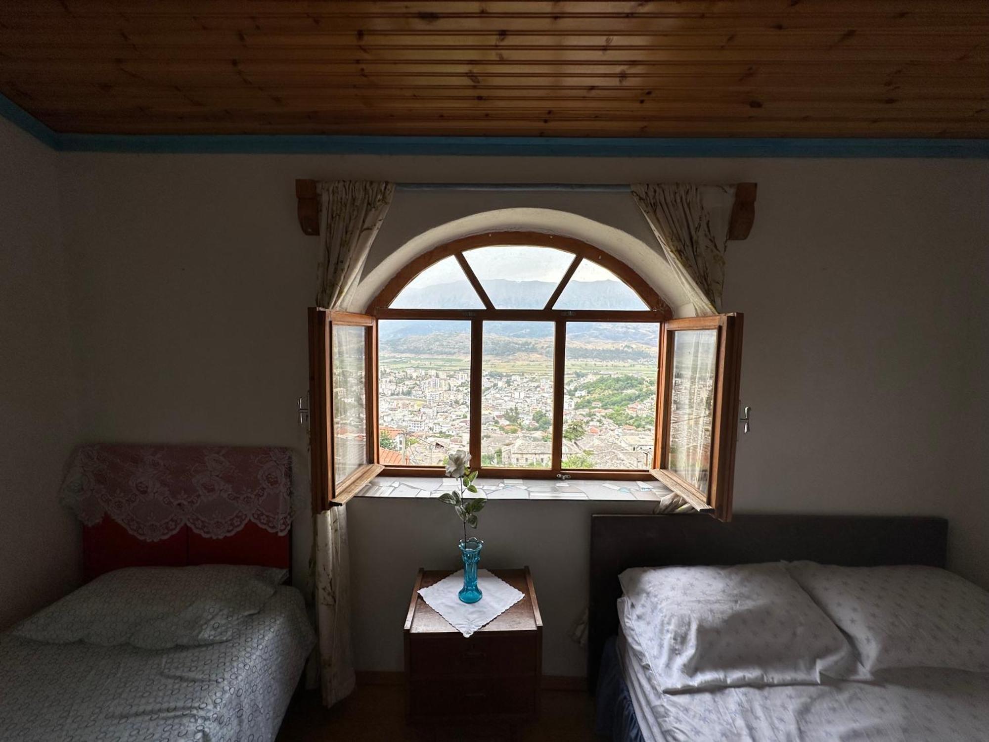 Villa Zeko Gjirokastër Dış mekan fotoğraf