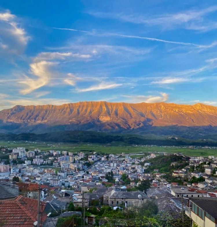 Villa Zeko Gjirokastër Dış mekan fotoğraf